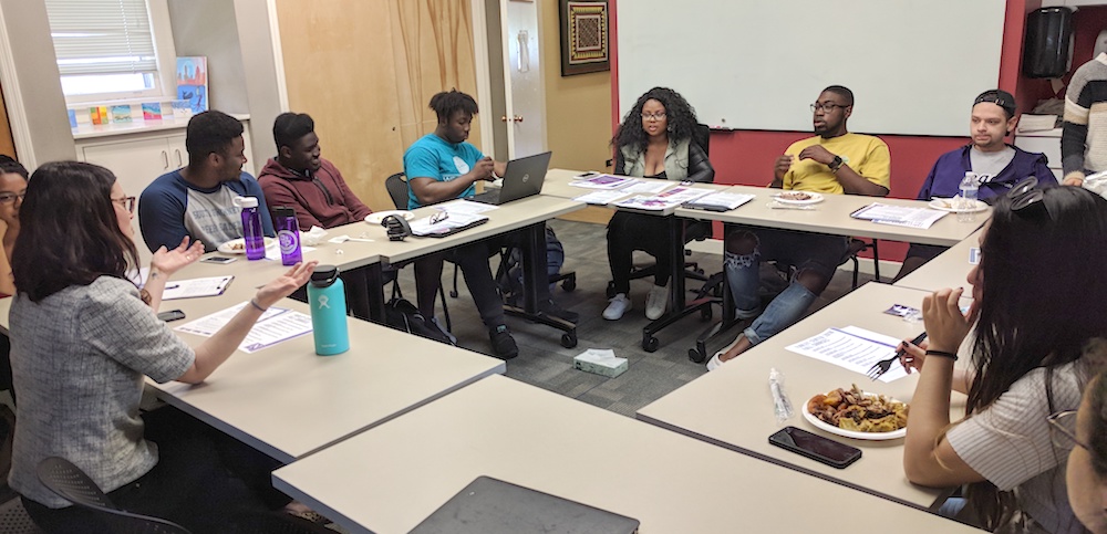 Farley Center and Black House members meet to discuss diversity issues in the entrepreneurship environment